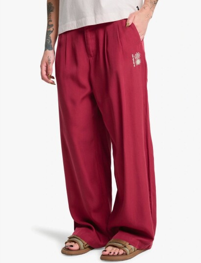 Quiksilver Vista Woven Pant Burgundy XS Quiksilver Vista Woven Pant Burgundy XS
