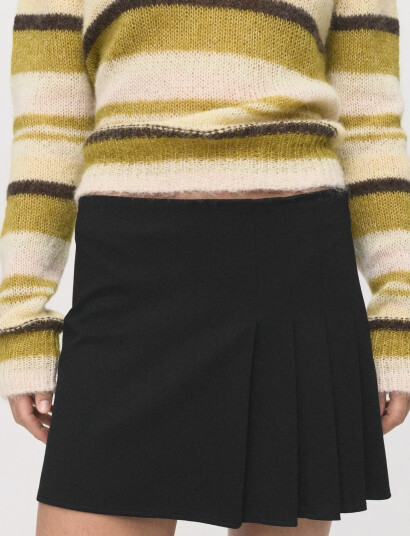 Mango Pleated Mini-Skirt - Black - M Mango Pleated Mini-Skirt - Black - M