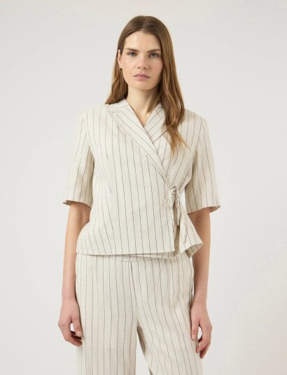 YAS Yaslinura 2/4 Linen Blend Blazer Cream 36
