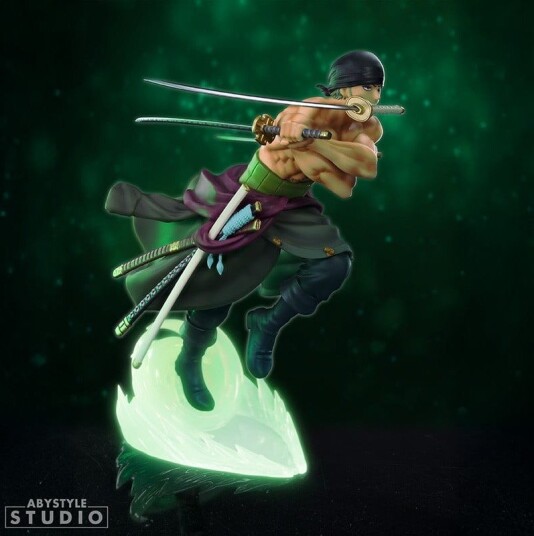 One Piece Zoro (Glow in the dark base)