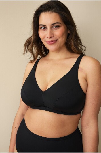 Ellos Plus collection Bikini BH med kopper uten brakett Svart