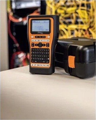 Brother P-Touch PT-E560BTSP