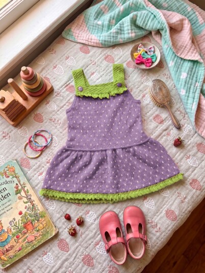 House Of Yarn IR 07-08h Strawberry kjole
