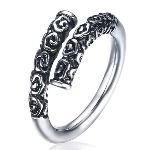 Vikinge ring i stål. Vikinge ring i stål.
