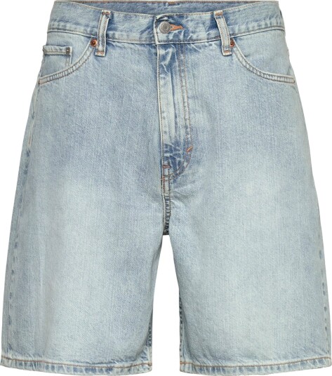 Weekday Galaxy Mid Rise Loose Denim Shorts   Blue   31
