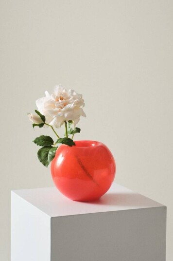 Jotex GLOBE glassvase Orange-red 1713001-03-0 1713001-02-0 Jotex GLOBE glassvase Orange-red 1713001-03-0 1713001-02-0