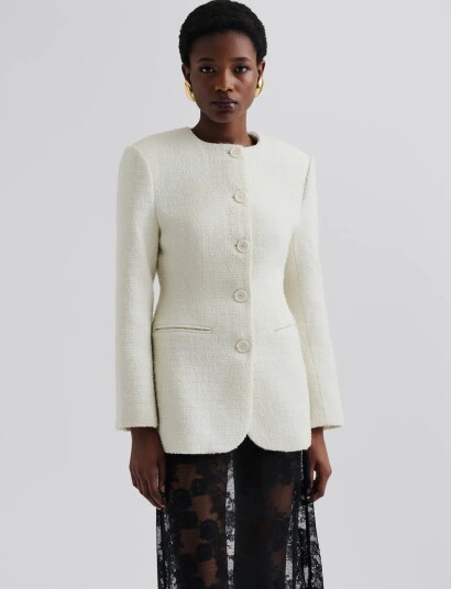 Malina Carol Fitted Round Neck Blazer Cream XL Malina Carol Fitted Round Neck Blazer Cream XL