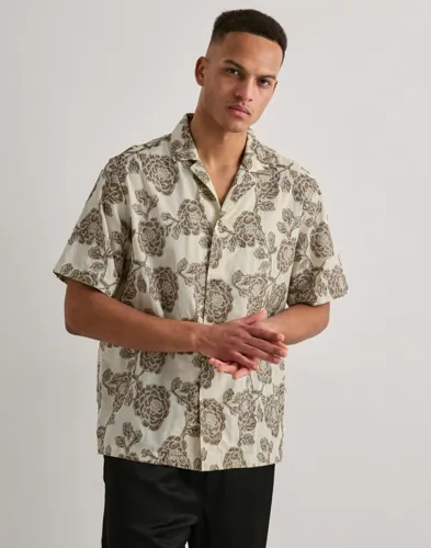 Les Deux Lesley Flower Jacquard Ss Shir Kortermede skjorter Beige