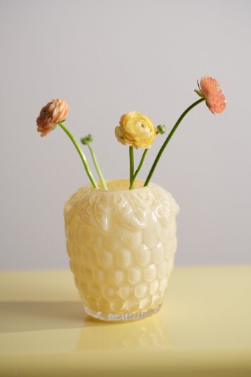 Jotex Vase Gul MULLBERRY 2210477010 Jotex Vase Gul MULLBERRY 2210477010