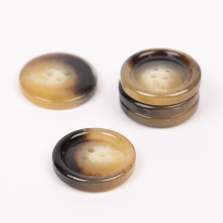 Drops Knapp imitert horn brent 23mm 707 50 stk Drops Knapp imitert horn brent 23mm 707 50 stk