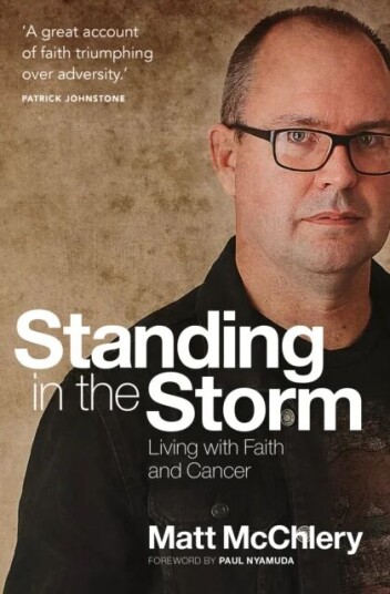 Standing In The Storm Av Matt Mcchlery