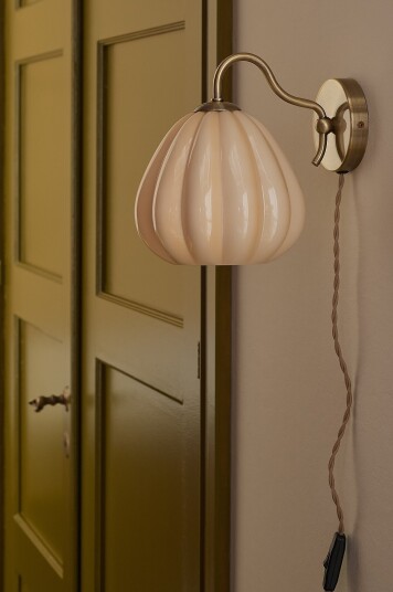 Ellos Home   Vegglampe Elba   Messing