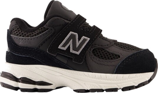 New Balance New Balance 2002 Kids Hook & Loop Black 23.5