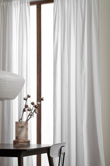 &Home Gardin med løpegang i bomullsvoile 2 pk Hvit