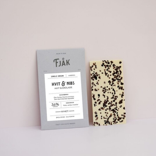 Fjåk White & Nibs craft chocolate bar Fjåk White & Nibs craft chocolate bar