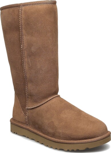 UGG W Classic Tall Ii Brown 42 UGG W Classic Tall Ii Brown 42