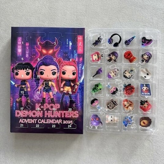 Kpop Demon Hunters Julekalender Huntrix Rumi Mira Zoey SAJA Gutter Derpy Tiger Blind Box Leker Nyttårsdekor Gaver 1 stk