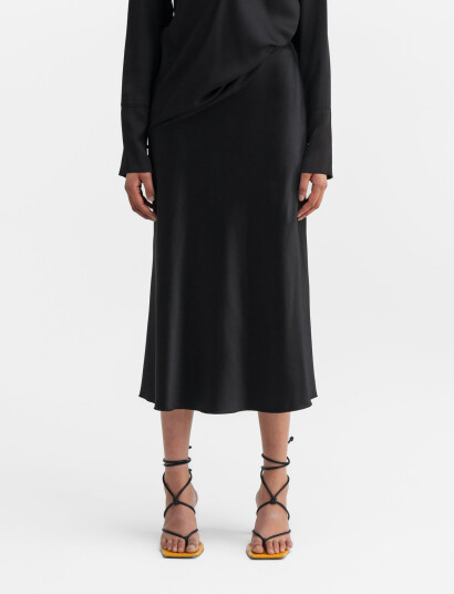 Ahlvar Gallery Hana Satin Silk Skirt - Black - XS