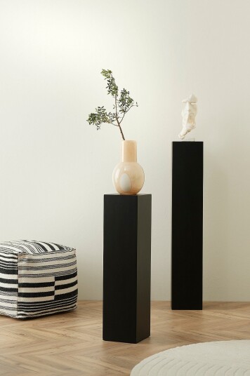Ellos Home   Pidestall Like høyde 80 cm   Svart