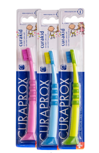 Curaprox Baby Tannbørste 04