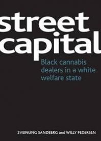 Street Capital (Pocket) Pent brukt bok uten markeringer