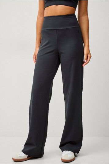 Ellos STUDIO   Tracksuit bukse Straight Leg Soft   Svart