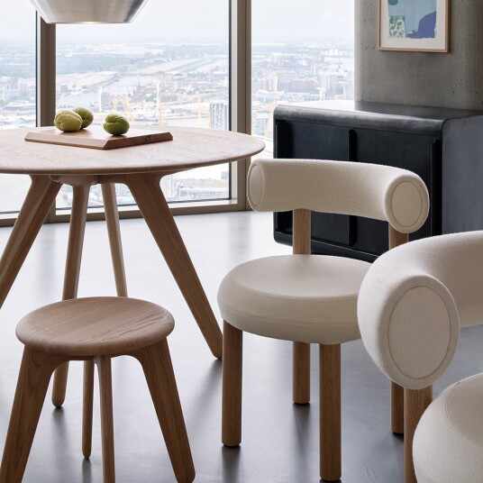 Tom Dixon Slab rundt bord 120 cm natur Tom Dixon Slab rundt bord 120 cm natur