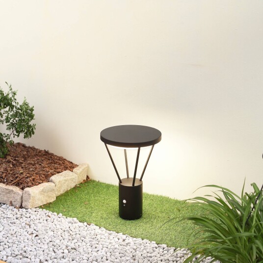 Lucande LED-sokkelbelysning Elario svart aluminium sensor