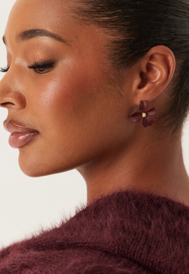 By Jolima Lilly Flower Earring By Jolima Lilly Flower Earring