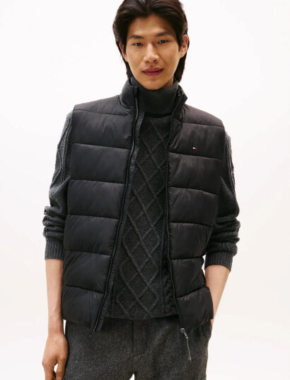 Tommy Hilfiger Mid Weight Vest - Black - M