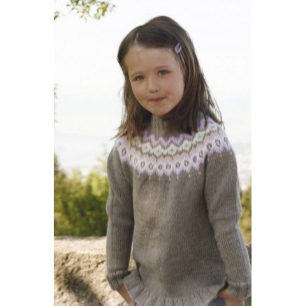 Silje jumper by DROPS Design Genser Strikkeoppskrift str 3 12 år
