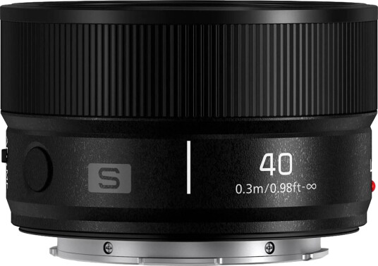 Panasonic Lumix S 40mm f/2.0 Panasonic Lumix S 40mm f/2.0