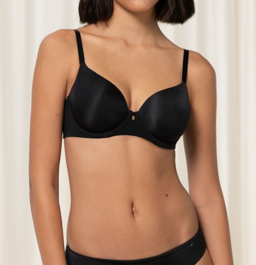 Triumph BH Body Make-Up Essentials WP Svart D 90 Dame