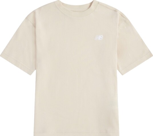New Balance T skjorte Logo Lin New Balance 9 10 år 134 140 T skjorte Beige