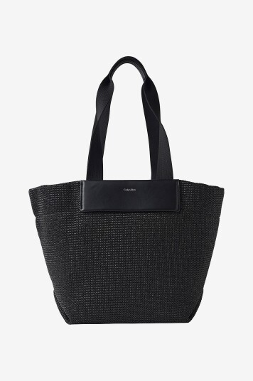 Calvin Klein Vesken CK Raffia Medium Shopper Svart