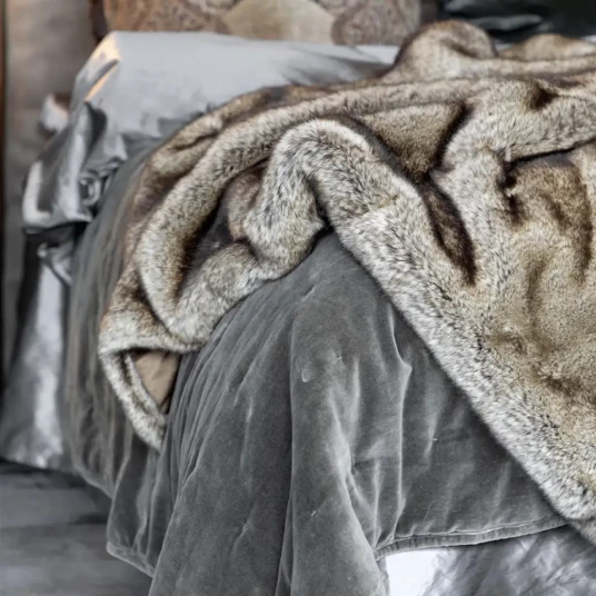 Artwood Artwood Santana sengeteppe 260 x Washed Taupe Artwood Artwood Santana sengeteppe 260 x Washed Taupe