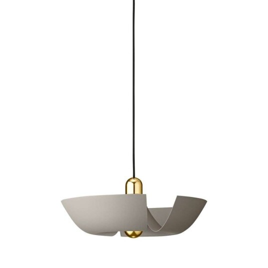 AYTM CYCNUS Pendellampen Stor Taupe/Gull AYTM CYCNUS Pendellampen Stor Taupe/Gull