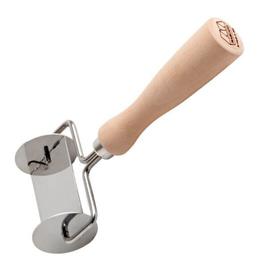 Marcato Pastakutter rektangulær 6 cm rustfritt stål/tre Marcato Pastakutter rektangulær 6 cm rustfritt stål/tre