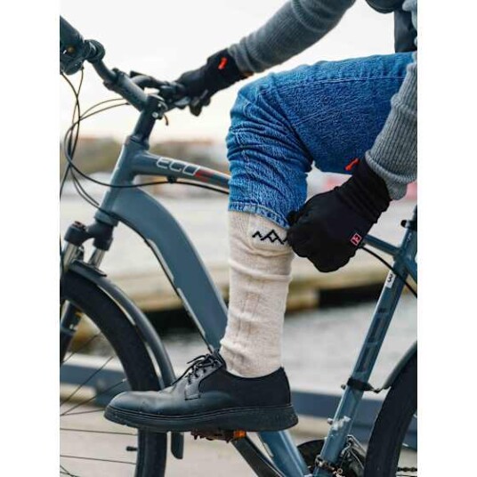 Heat Experience Heated Everyday Socks w/battery V2 Hvit M 40-42 Heat Experience Heated Everyday Socks w/battery V2 Hvit M 40-42