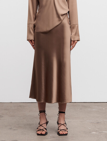 Ahlvar Gallery Hana Satin Silk Skirt - Brown - M