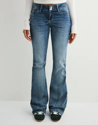 Nelly   Blå   Low Waist Bootcut Stitch Jeans