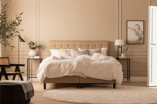 Knappet gavl Nayaka 180 Beige