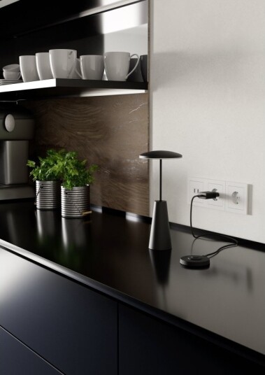 Eglo Lader I Sort For Oppladbart Batteri Bordlampe