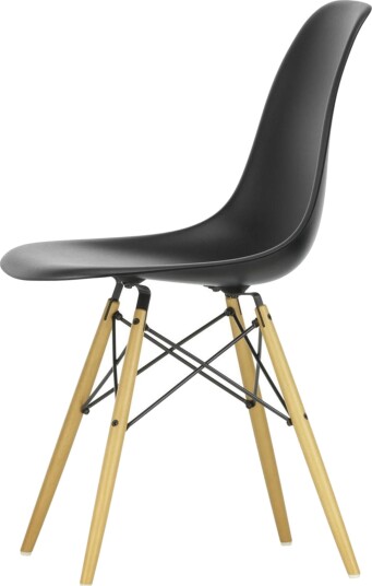 Vitra Eames Plastic DSW Spisestol Sort/Gullen Lønn Vitra Eames Plastic DSW Spisestol Sort/Gullen Lønn