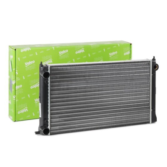 Radiator VALEO 883727