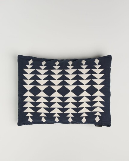 Pendleton Organic Cotton Matelasse Pillow Midnight Nova