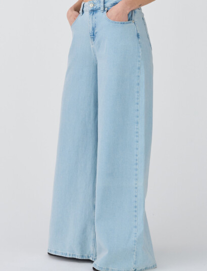 IVY Copenhagen Ivy-Tyla Oversize Jeans Wash Cannes - Blue - 30 x 32