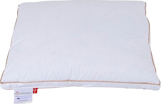 Ringsted Dun Pute Svinaherden Lav 50x60 cm Hvit Ringsted Dun Pute Svinaherden Lav 50x60 cm Hvit