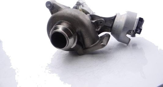 Turbolader GARRETT 756047-8005M