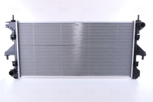 Radiator NISSENS 63555A
